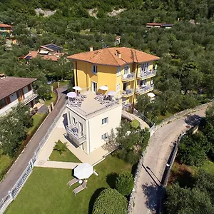 La Pervinca Aparthotel Malcesine