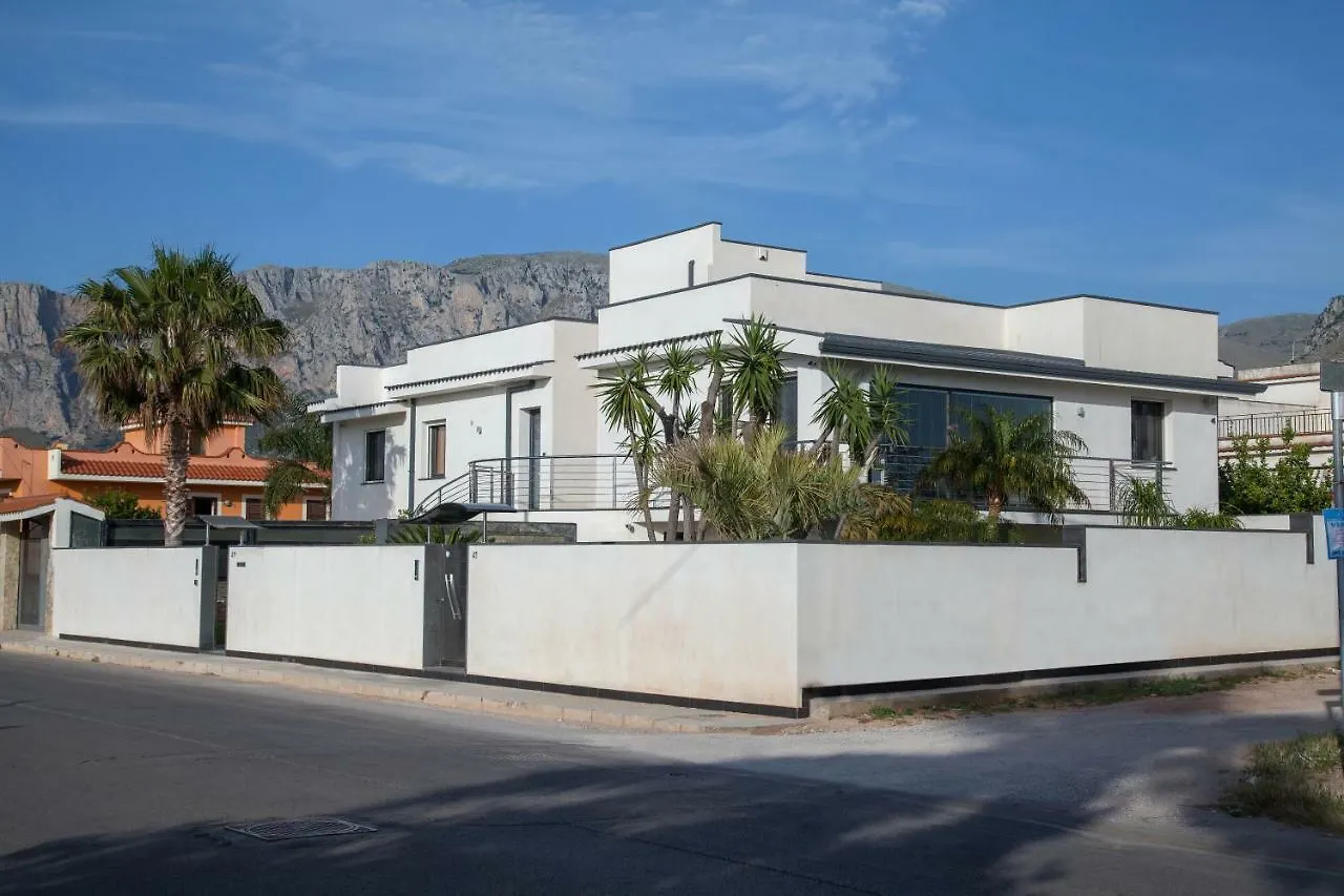 Bed & Breakfast Tra Le Braccia Di Morfeo Bed and Breakfast Terrasini