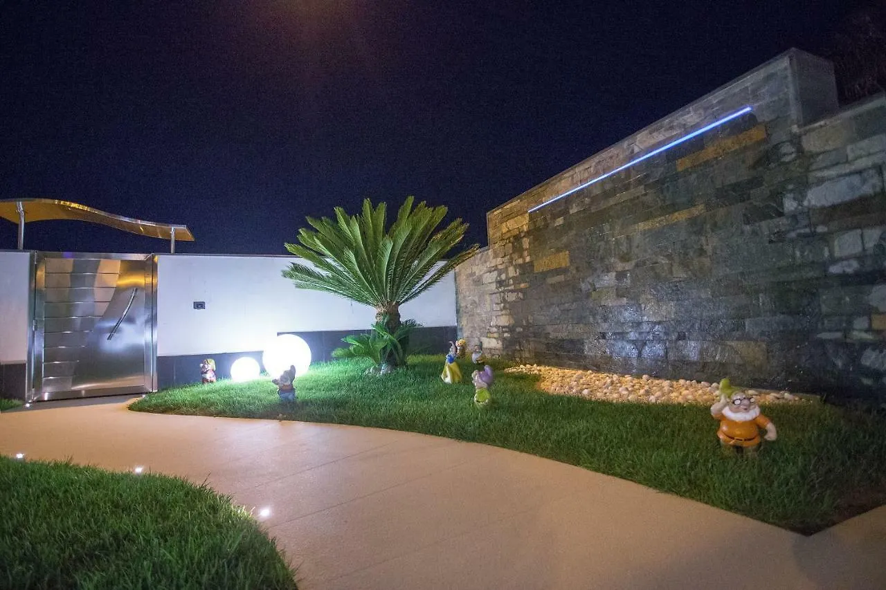 Tra Le Braccia Di Morfeo Bed & Breakfast Terrasini