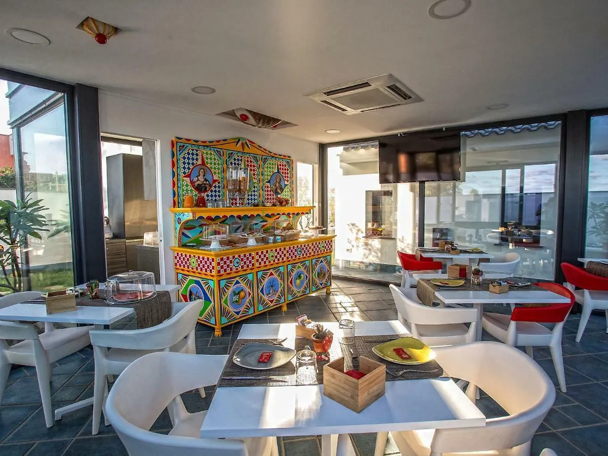 Tra Le Braccia Di Morfeo Bed & Breakfast Terrasini