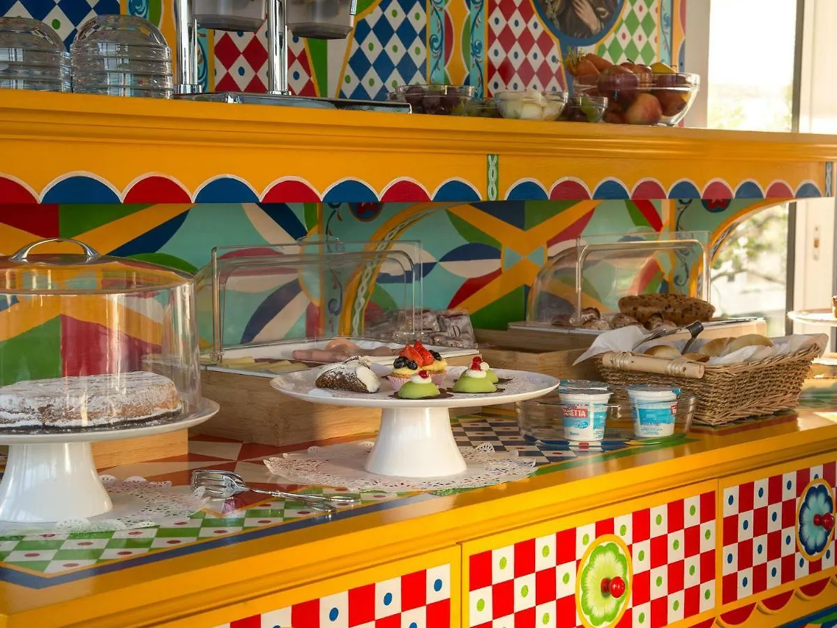 Tra Le Braccia Di Morfeo Bed & Breakfast Terrasini