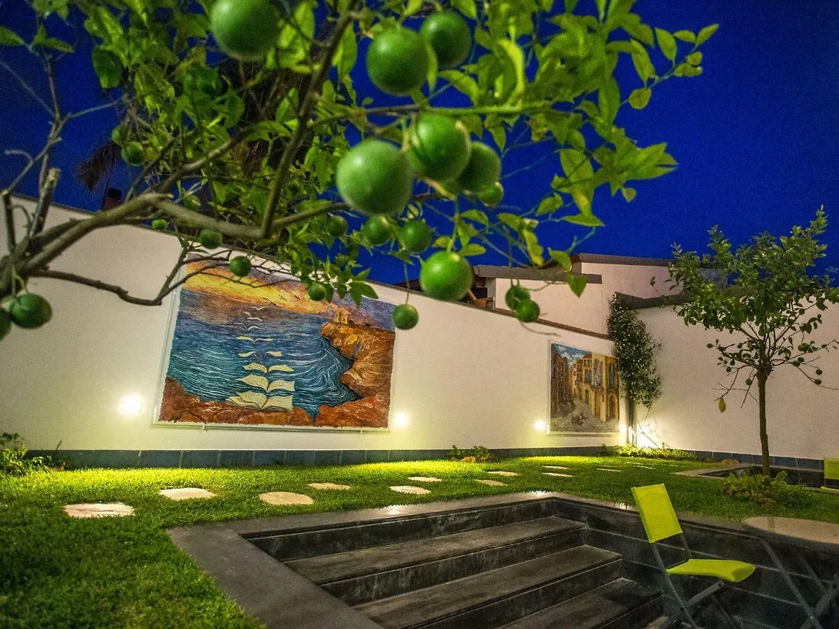Tra Le Braccia Di Morfeo Bed and Breakfast Terrasini 3*,  Italien