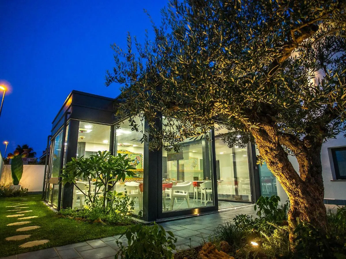 Tra Le Braccia Di Morfeo Bed & Breakfast Terrasini